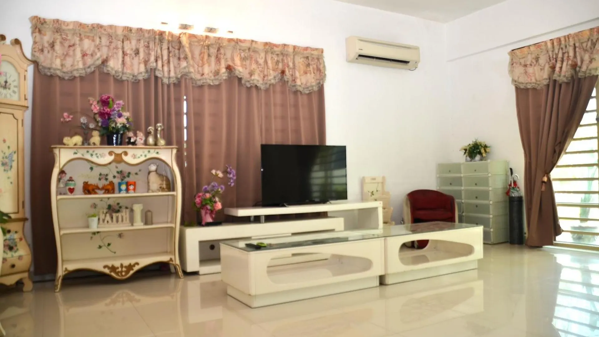 Near Gurney 3-Storey Event Hse By Felice Homestay Tanjung Tokong 0*,