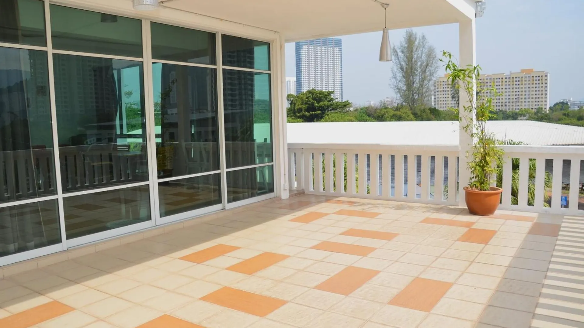 Near Gurney 3-Storey Event Hse By Felice Homestay Tanjung Tokong